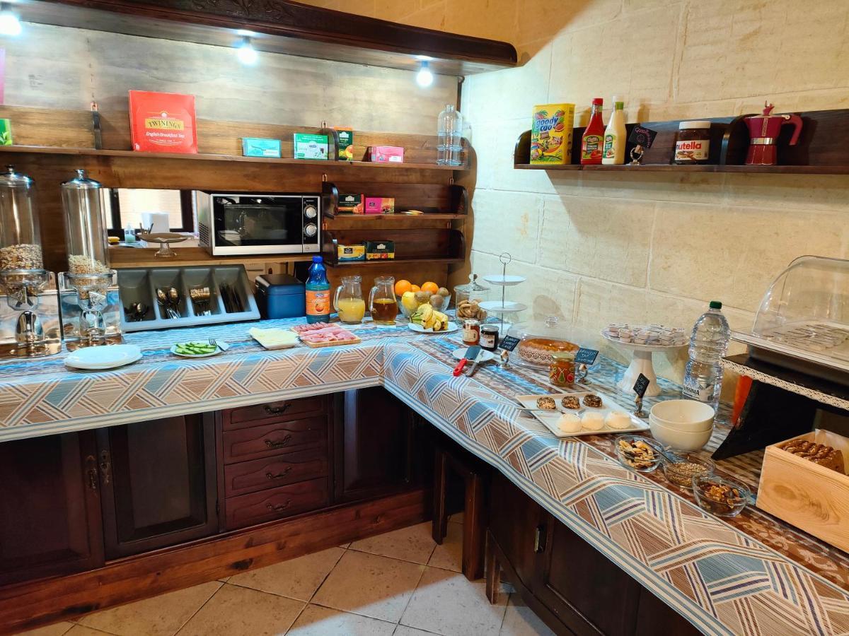 Grotto's Paradise Bed & Breakfast Gharb (Gozo)