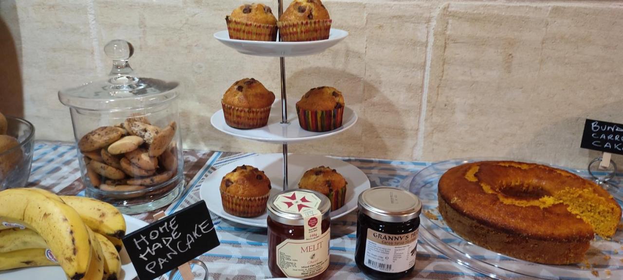 Grotto's Paradise Bed & Breakfast Għarb