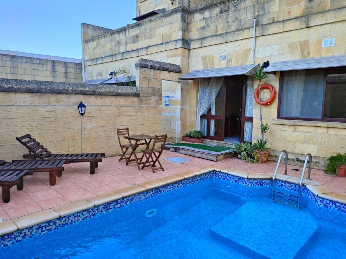 Grotto's Paradise 3*