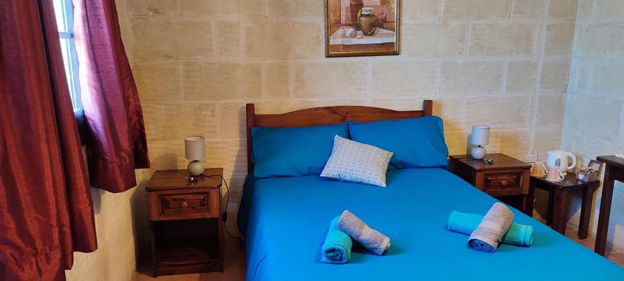 Grotto's Paradise Bed & Breakfast 3*