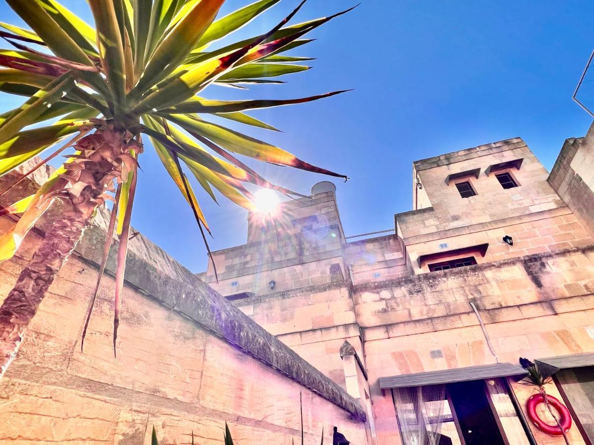 Grotto's Paradise Panzió Għarb